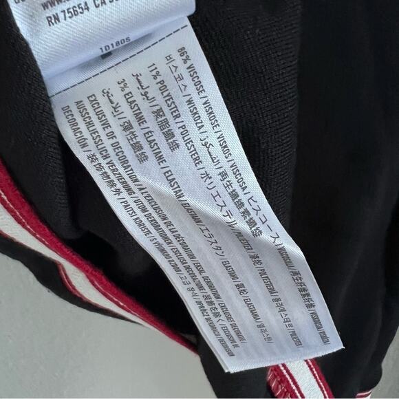 Abercrombie Longsleeve Ring Collar Crop Top Black Red Cream Preppy Medium - Picture 5 of 5